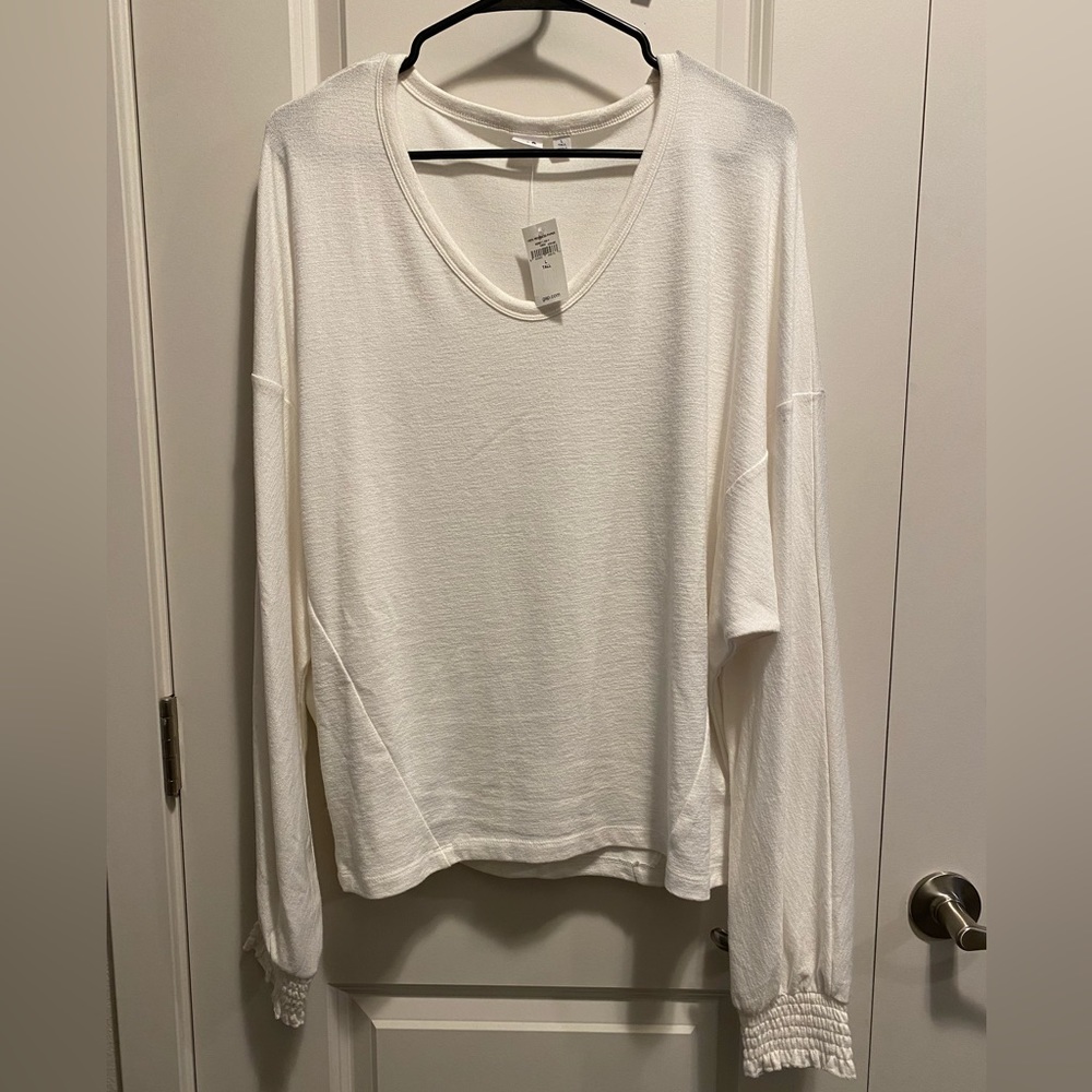 Gap Softspun Vneck Top